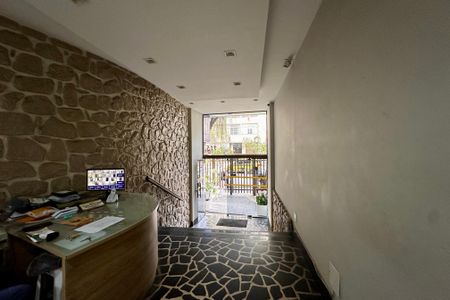 Apartamento à venda com 100m², 2 quartos e sem vagaPortaria