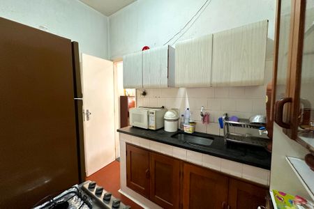 Apartamento à venda com 100m², 2 quartos e sem vagaCozinha