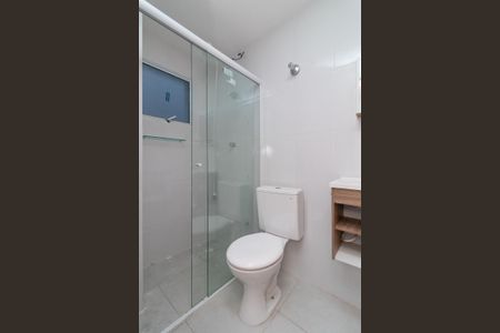 Banheiro de apartamento para alugar com 1 quarto, 31m² em Jardim Coimbra, São Paulo