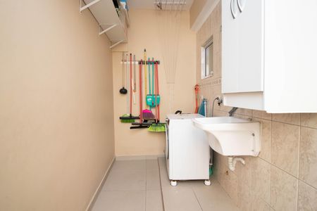 Casa à venda com 156m², 3 quartos e 1 vaga Casa à venda com 156m², 3 quartos e 1 vagaÁrea de Serviço