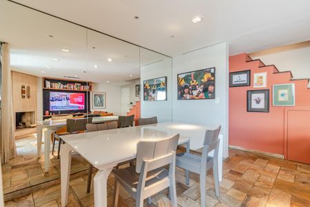 Apartamento à venda com 100m², 2 quartos e 1 vagaSala