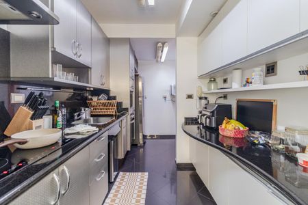 Apartamento à venda com 100m², 2 quartos e 1 vagaCozinha