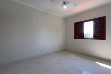 Casa à venda com 170m², 3 quartos e 2 vagas Casa à venda com 170m², 3 quartos e 2 vagasQuarto 2