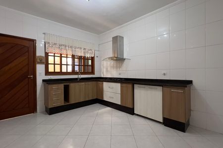 Casa à venda com 170m², 3 quartos e 2 vagas Casa à venda com 170m², 3 quartos e 2 vagasCozinha