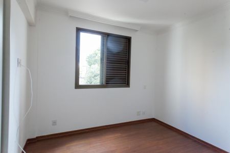 Apartamento à venda com 120m², 4 quartos e 2 vagasSuíte 02