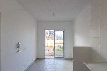 Sala/Cozinha de apartamento para alugar com 2 quartos, 43m² em Vila Ema, São Paulo