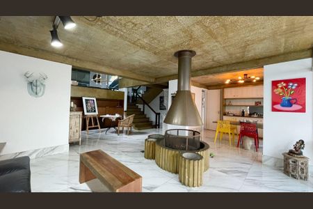 Casa à venda com 3 quartos, 258m² em Parque da Mooca, São Paulo