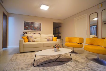 Casa à venda com 300m², 5 quartos e 2 vagasSala