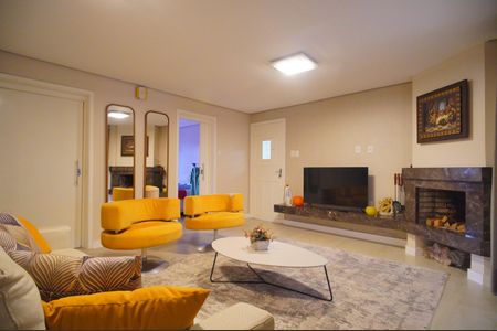 Casa à venda com 300m², 5 quartos e 2 vagasSala