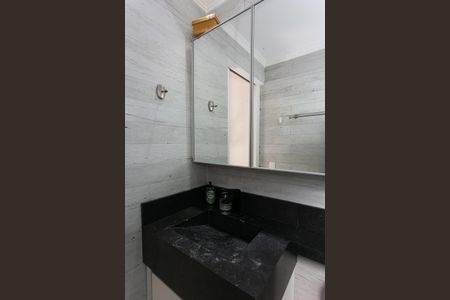 Apartamento à venda com 88m², 2 quartos e 2 vagas Apartamento à venda com 88m², 2 quartos e 2 vagasBanheiro da Suíte 1