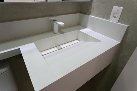 Apartamento à venda com 88m², 2 quartos e 2 vagas Apartamento à venda com 88m², 2 quartos e 2 vagasBanheiro da Suíte 2