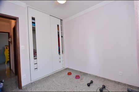 Apartamento à venda com 75m², 3 quartos e 1 vagaQuarto 2