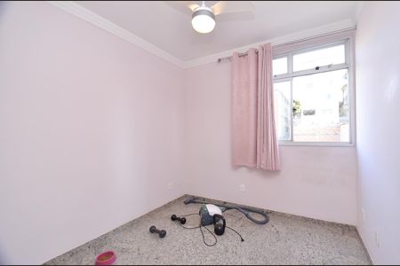 Apartamento à venda com 75m², 3 quartos e 1 vagaQuarto 2