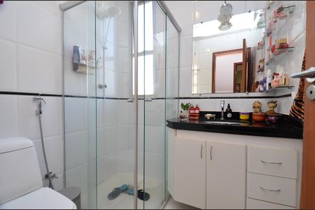 Apartamento à venda com 75m², 3 quartos e 1 vagaBanheiro