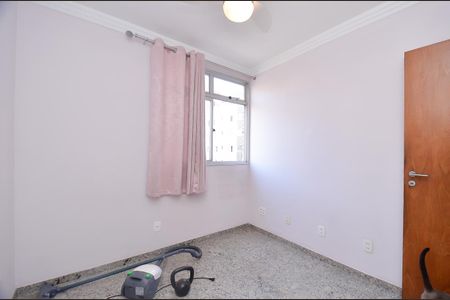 Apartamento à venda com 75m², 3 quartos e 1 vagaQuarto 2