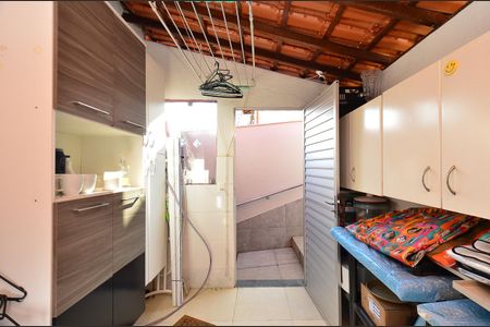 Casa para alugar com 120m², 3 quartos e 1 vagaÁrea de Serviço