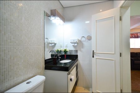 Casa para alugar com 120m², 3 quartos e 1 vagaBanheiro Social