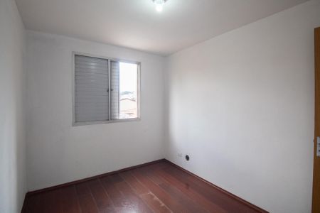 Quarto 1 de apartamento para alugar com 2 quartos, 50m² em Vila Albertina, São Paulo