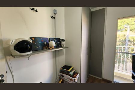 Casa de condomínio à venda com 130m², 3 quartos e 2 vagasQuintal