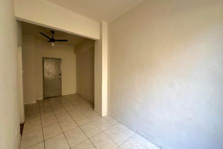 Apartamento à venda com 25m², 1 quarto e sem vagaSala/Quarto