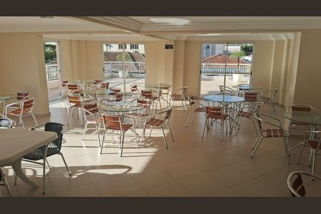 Apartamento para alugar com 49m², 1 quarto e 1 vaga Apartamento para alugar com 49m², 1 quarto e 1 vagaÁrea comum - Salão de festas