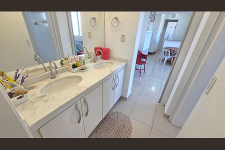 Apartamento para alugar com 49m², 1 quarto e 1 vaga Apartamento para alugar com 49m², 1 quarto e 1 vagaBanheiro