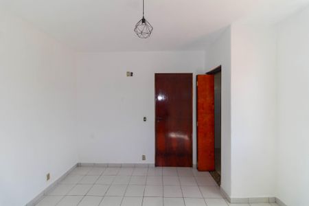 Suíte 1 de casa para alugar com 2 quartos, 120m² em Vila Alpina, São Paulo