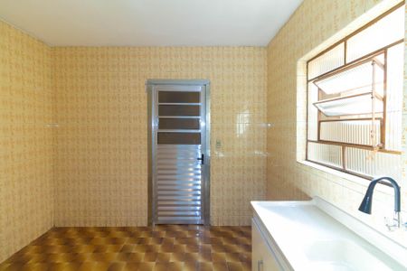 Casa para alugar com 120m², 2 quartos e 1 vagaCozinha