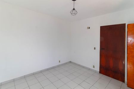 Suíte 1 de casa para alugar com 2 quartos, 120m² em Vila Alpina, São Paulo