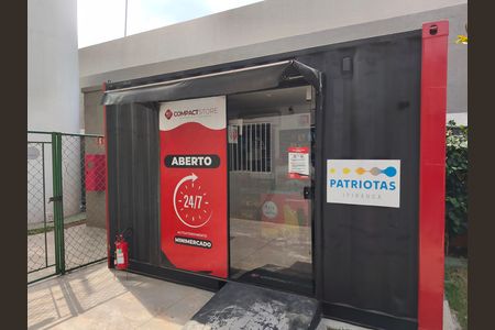 Apartamento para alugar com 38m², 2 quartos e sem vaga Apartamento para alugar com 38m², 2 quartos e sem vagaMini Mercado