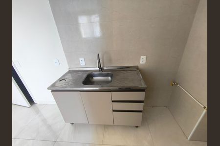 Apartamento para alugar com 38m², 2 quartos e sem vaga Apartamento para alugar com 38m², 2 quartos e sem vagaCozinha e Área de Serviço
