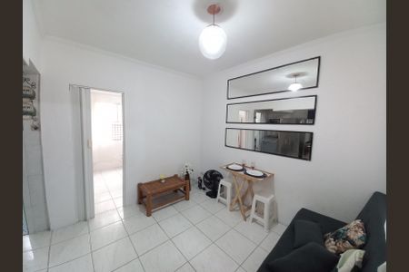 Sala de apartamento para alugar com 1 quarto, 35m² em Centro, São Vicente