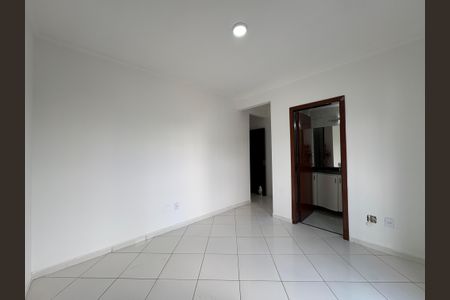 Apartamento à venda com 80m², 3 quartos e 2 vagas Apartamento à venda com 80m², 3 quartos e 2 vagasSuíte