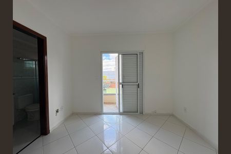 Apartamento à venda com 80m², 3 quartos e 2 vagas Apartamento à venda com 80m², 3 quartos e 2 vagasSuite