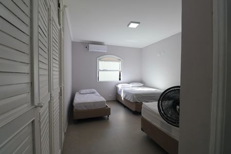 Casa para alugar com 420m², 6 quartos e 4 vagas Casa para alugar com 420m², 6 quartos e 4 vagasSuíte