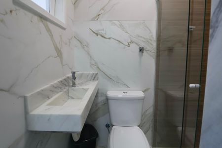 Casa para alugar com 420m², 6 quartos e 4 vagas Casa para alugar com 420m², 6 quartos e 4 vagasBanheiro Suíte 5