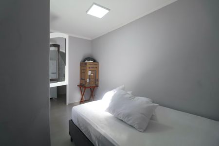 Casa para alugar com 420m², 6 quartos e 4 vagas Casa para alugar com 420m², 6 quartos e 4 vagasQuarto 6