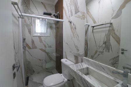 Casa para alugar com 420m², 6 quartos e 4 vagas Casa para alugar com 420m², 6 quartos e 4 vagasBanheiro Suíte 3