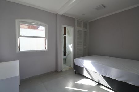 Casa para alugar com 420m², 6 quartos e 4 vagas Casa para alugar com 420m², 6 quartos e 4 vagasSuíte 4