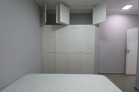 Casa para alugar com 420m², 6 quartos e 4 vagas Casa para alugar com 420m², 6 quartos e 4 vagasSuíte 3