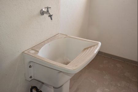 Apartamento à venda com 69m², 3 quartos e 1 vagaÁrea de Serviço