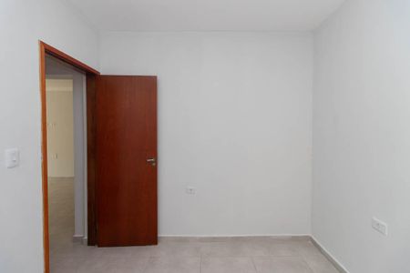 Quarto 1 de apartamento para alugar com 2 quartos, 60m² em Vila Constança, São Paulo