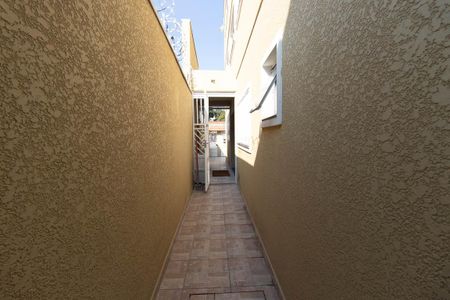 Corredor externo Particular de apartamento para alugar com 2 quartos, 60m² em Vila Constança, São Paulo