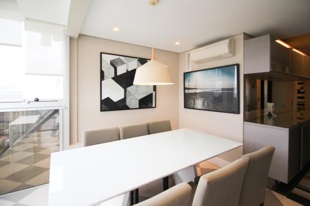 Apartamento à venda com 72m², 1 quarto e 1 vagaSala de Jantar