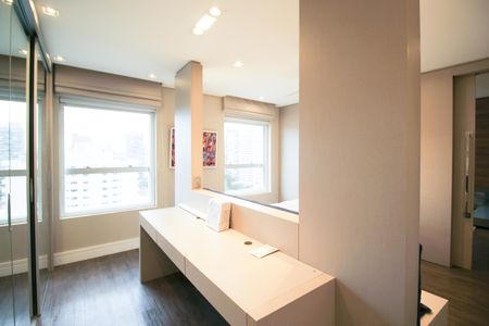 Apartamento à venda com 72m², 1 quarto e 1 vagaSuíte