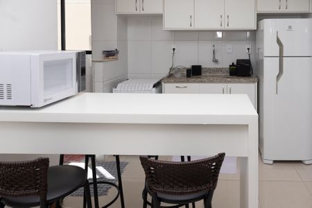 Apartamento para alugar com 73m², 3 quartos e 2 vagas Apartamento para alugar com 73m², 3 quartos e 2 vagasCozinha - Armários