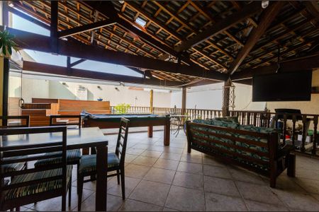 Casa à venda com 212m², 3 quartos e 3 vagas Casa à venda com 212m², 3 quartos e 3 vagasÁrea gourmet