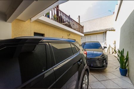 Casa à venda com 212m², 3 quartos e 3 vagas Casa à venda com 212m², 3 quartos e 3 vagasGaragem