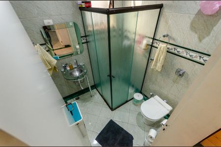 Casa à venda com 212m², 3 quartos e 3 vagas Casa à venda com 212m², 3 quartos e 3 vagasBanheiro 1