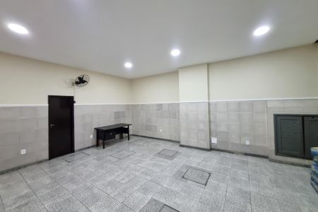 Apartamento à venda com 35m², 1 quarto e sem vaga Apartamento à venda com 35m², 1 quarto e sem vagaÁrea comum - Salão de festas